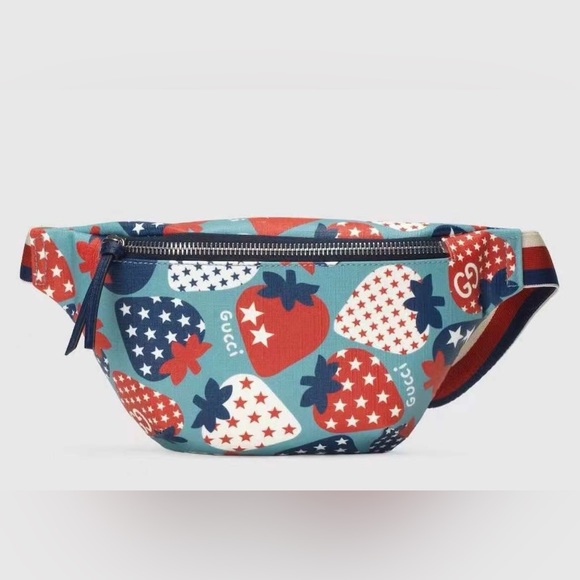 New GUCCI Strawberry Star Print children’s Fanny pack waist Belt Bag - Picture 2 of 11